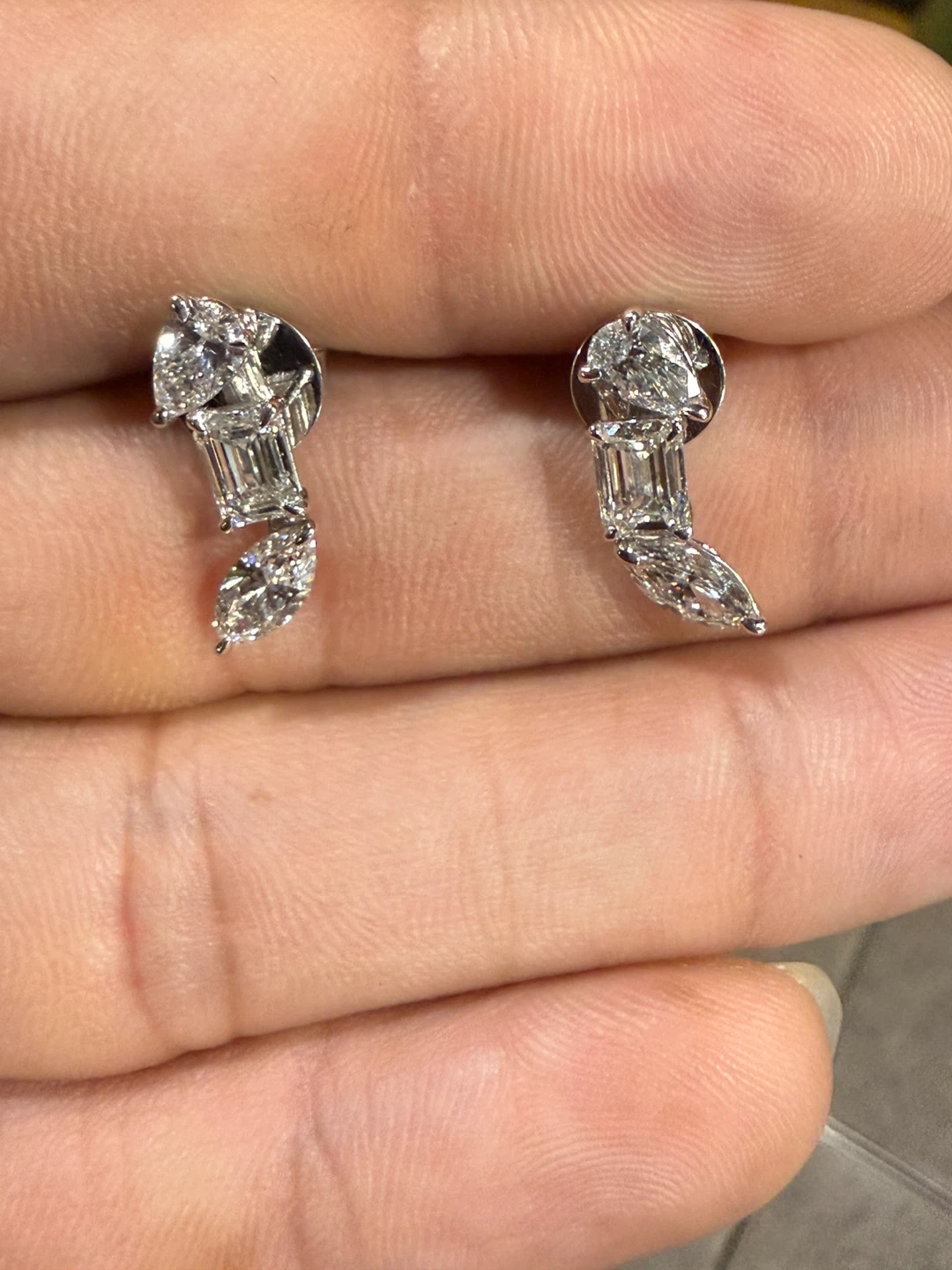 Lab diamond /18kt gold earrings