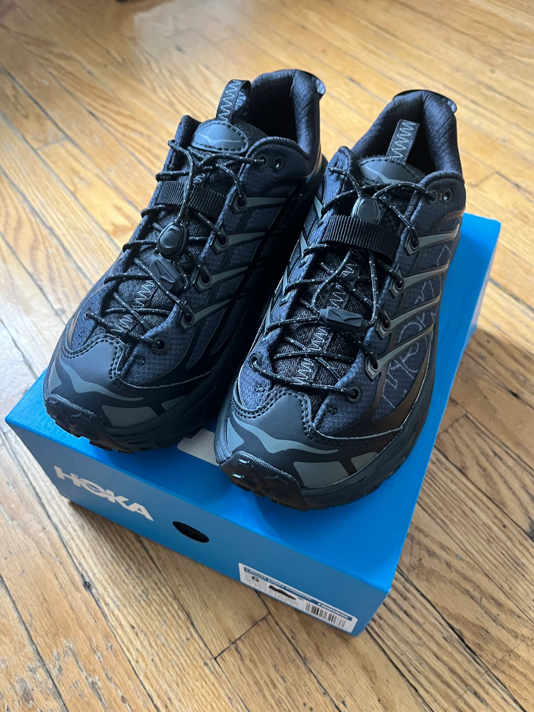 HOKA - Size 6/7 unisex - Mafate Three2 Wordmark Shoes
