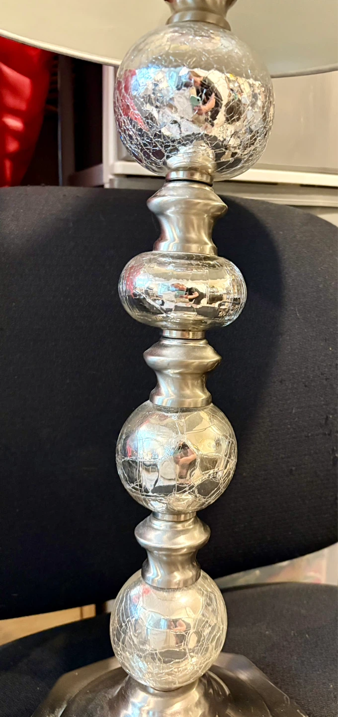 Beautiful Large Mirrored Table Lamp with Silvery Shade - photo 3