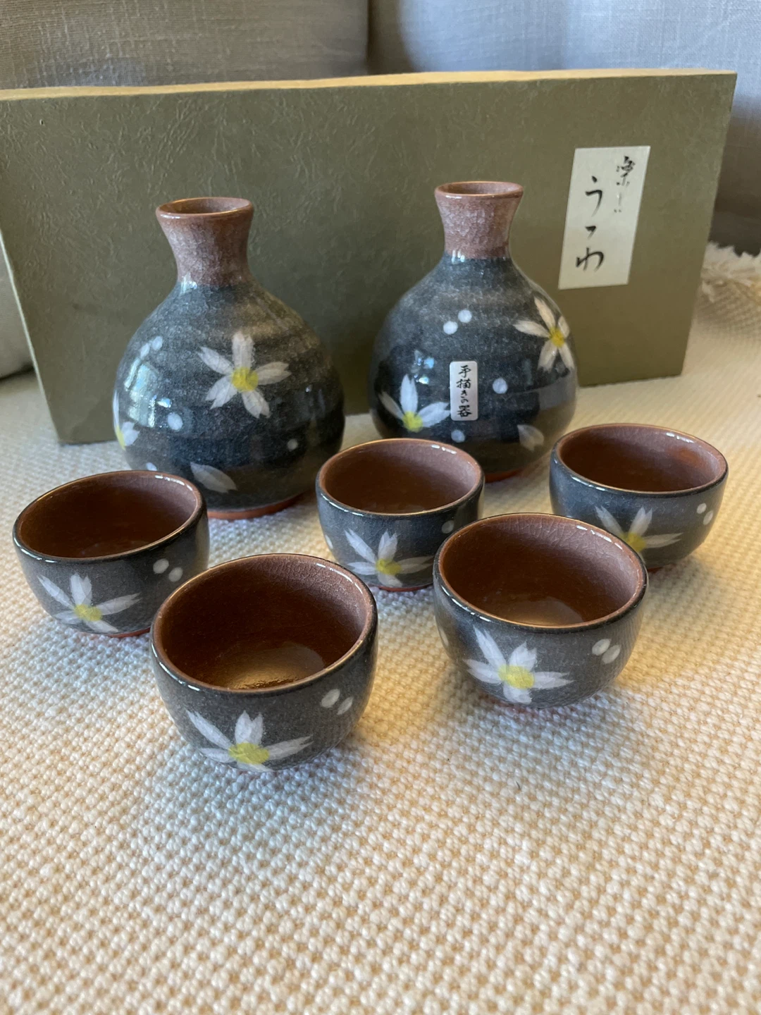 Ceramic Sake Set with 2 Bottles and 5 Cups - photo 2