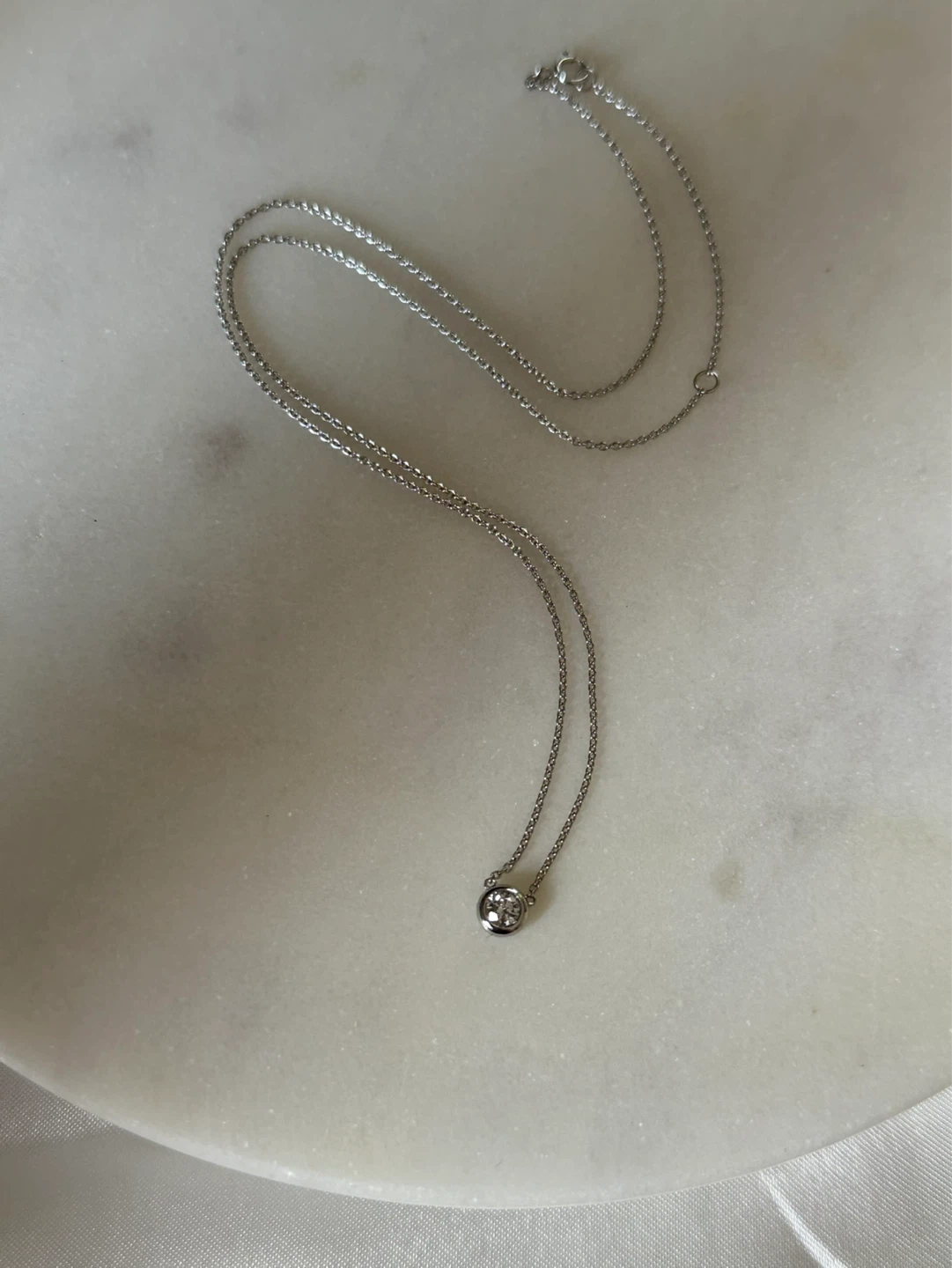950 Platinum  0.15 carat Lab Diamond Solitaire Necklace - photo 2