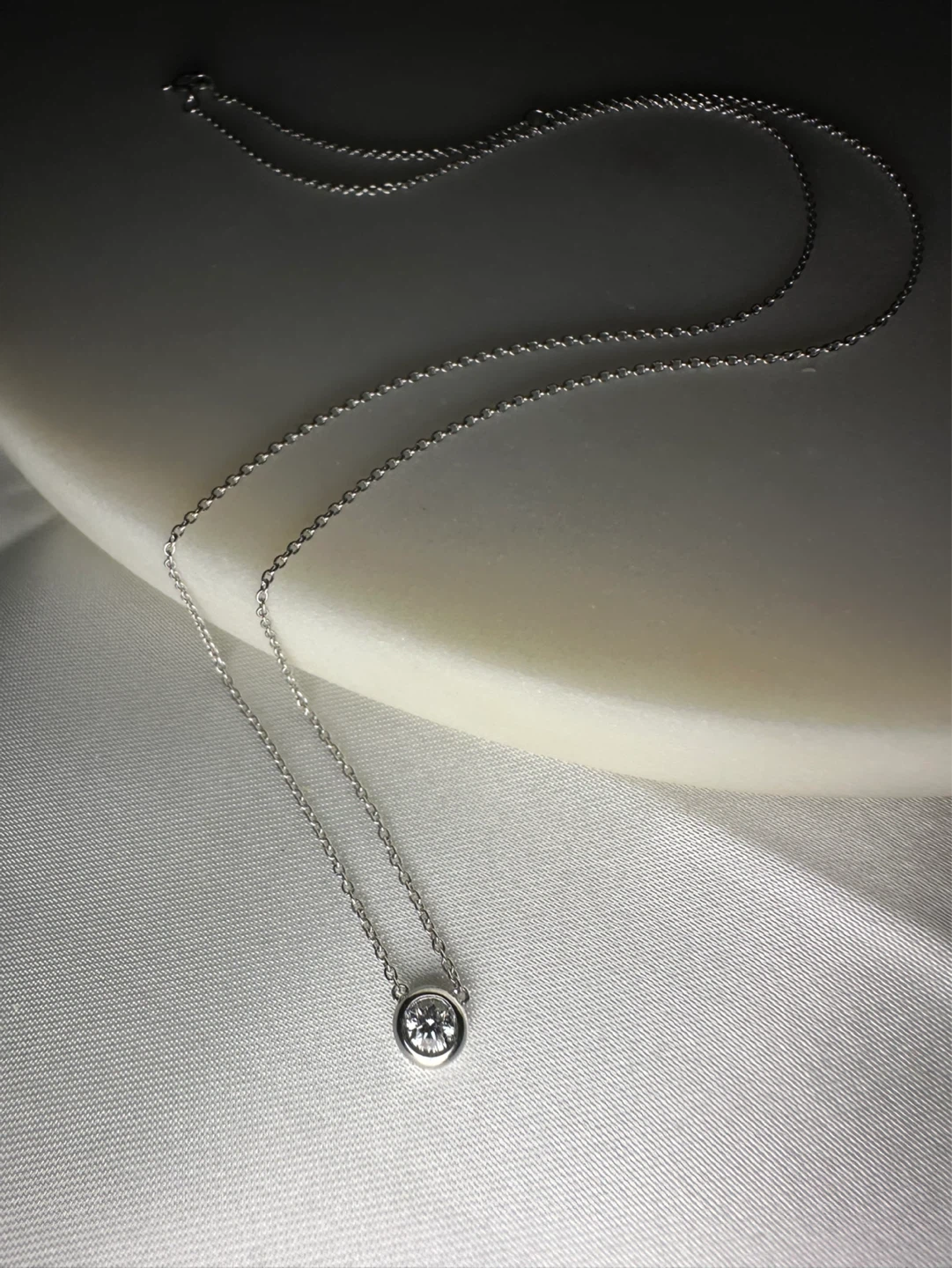 950 Platinum  0.15 carat Lab Diamond Solitaire Necklace - photo 3