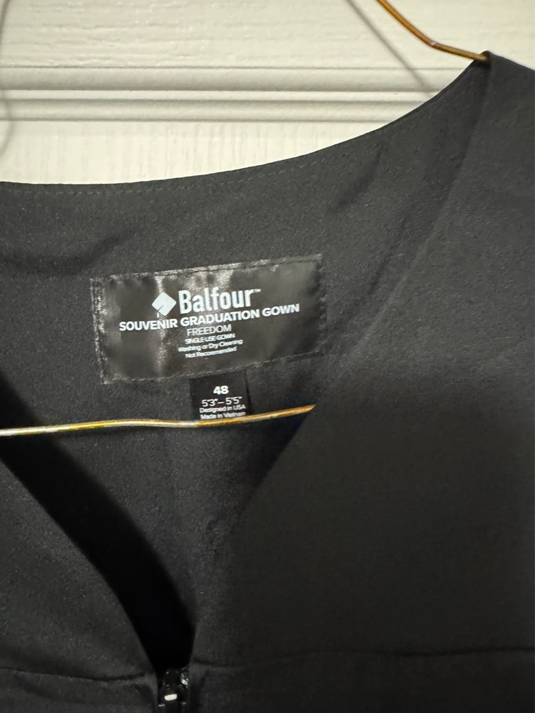 Balfour Black Souvenir Graduation Gown Size 48 fits 5’3"-5’5". - photo 2