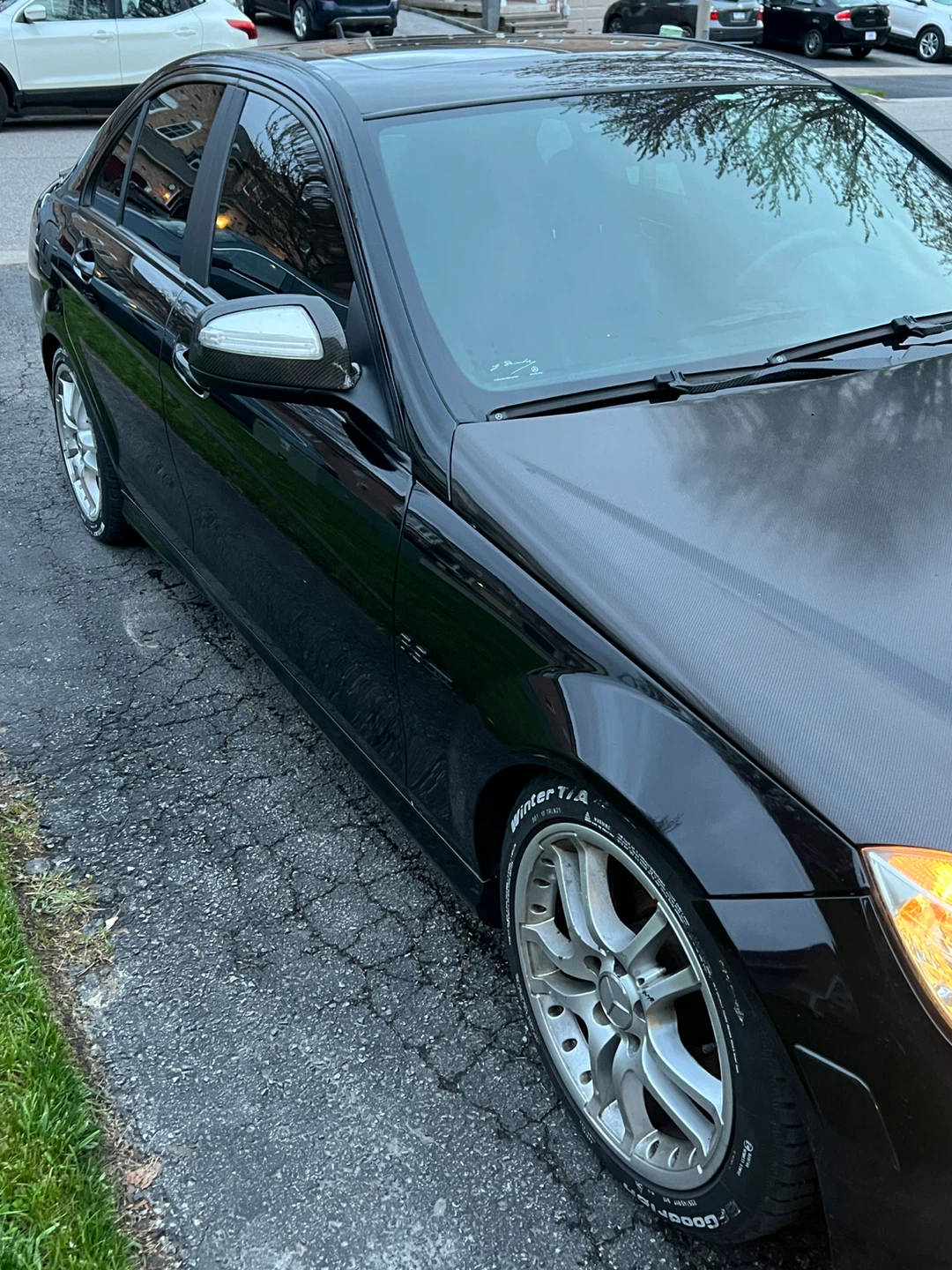 Mercedes-Benz C63 AMG Sedan - photo 4