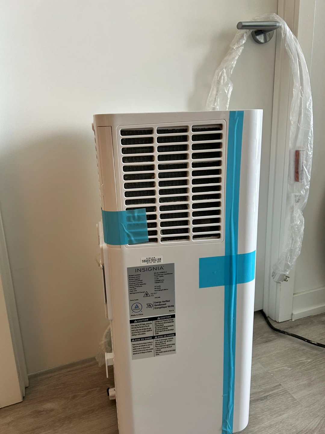 Insignia Portable Air Conditioner - photo 3