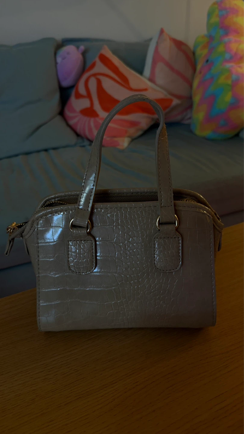 Bebe Taupe Crocodile Embossed Top Handle Bag - photo 2