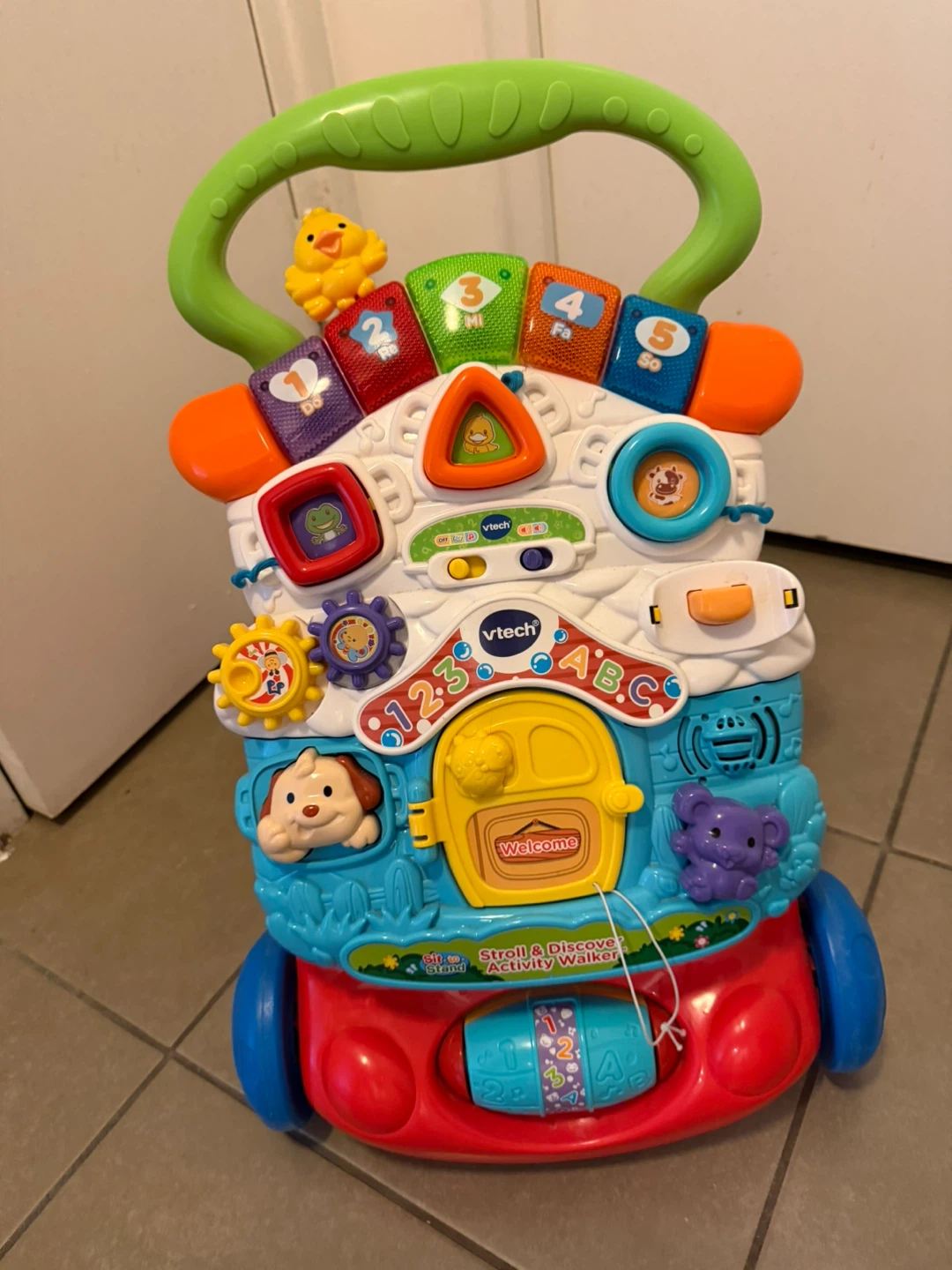 VTech Stroll & Discover Activity Walker - Great Condition!