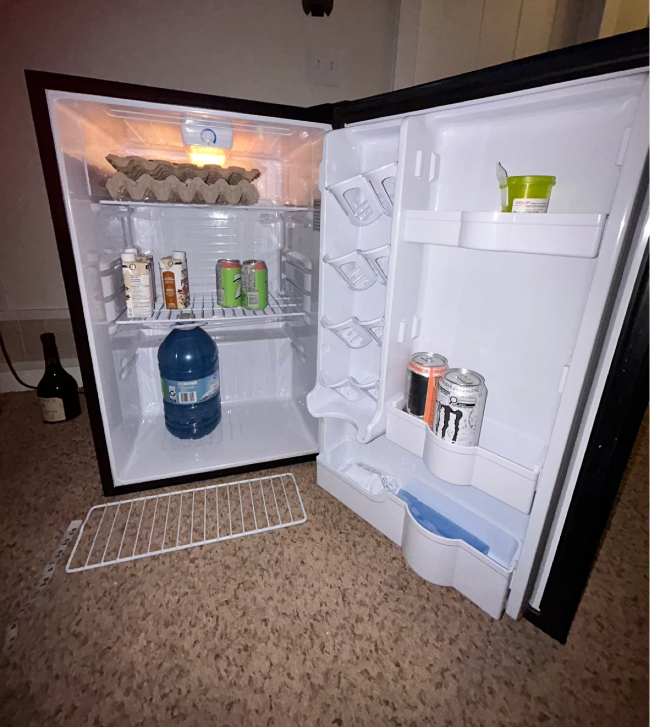 Danby Designer Mini Fridge - photo 4