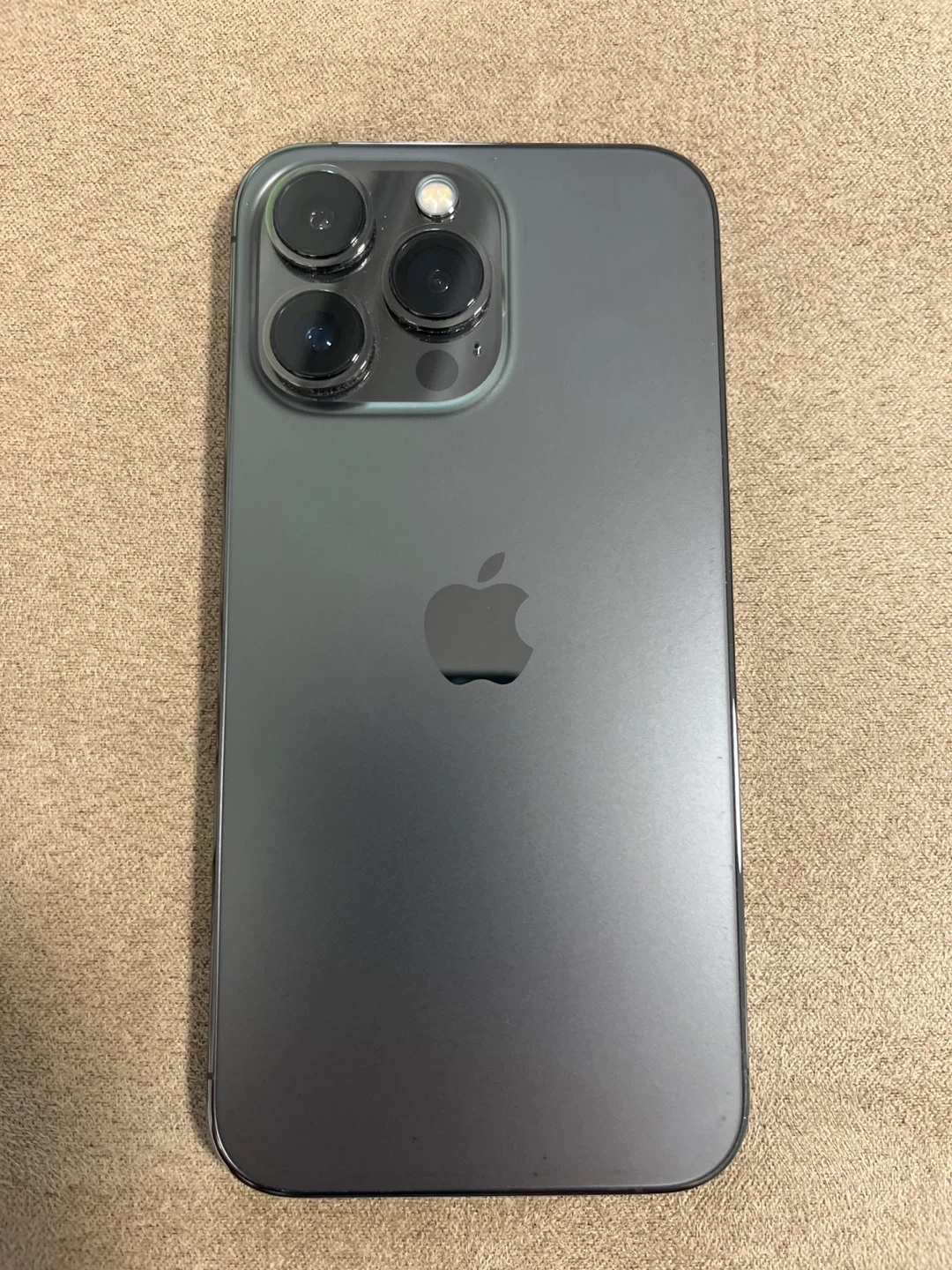 Apple iPhone 13 Pro - photo 2