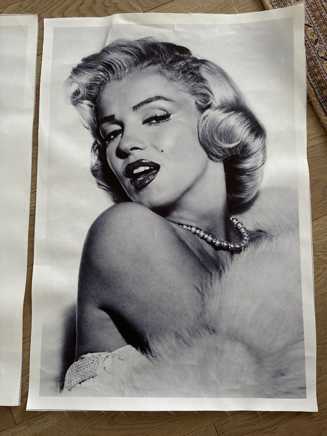 Marilyn Monroe Black and White Prints on canvas (Set of 3)