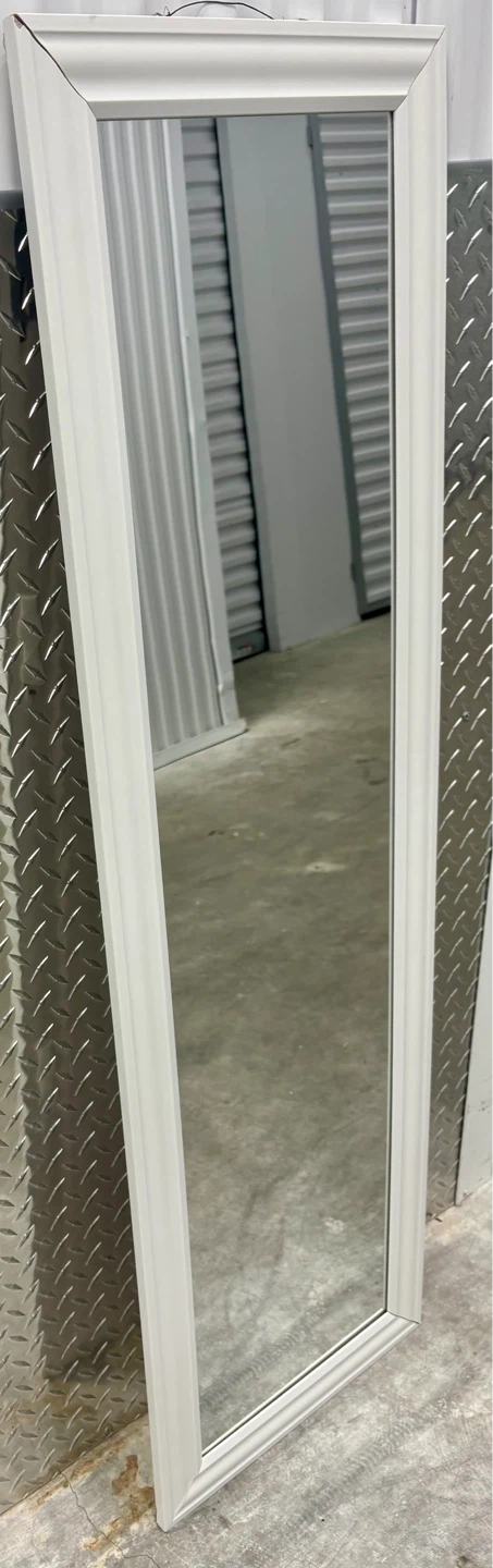Bed Bath & Beyond White Full Length Mirror 16x52 - photo 2