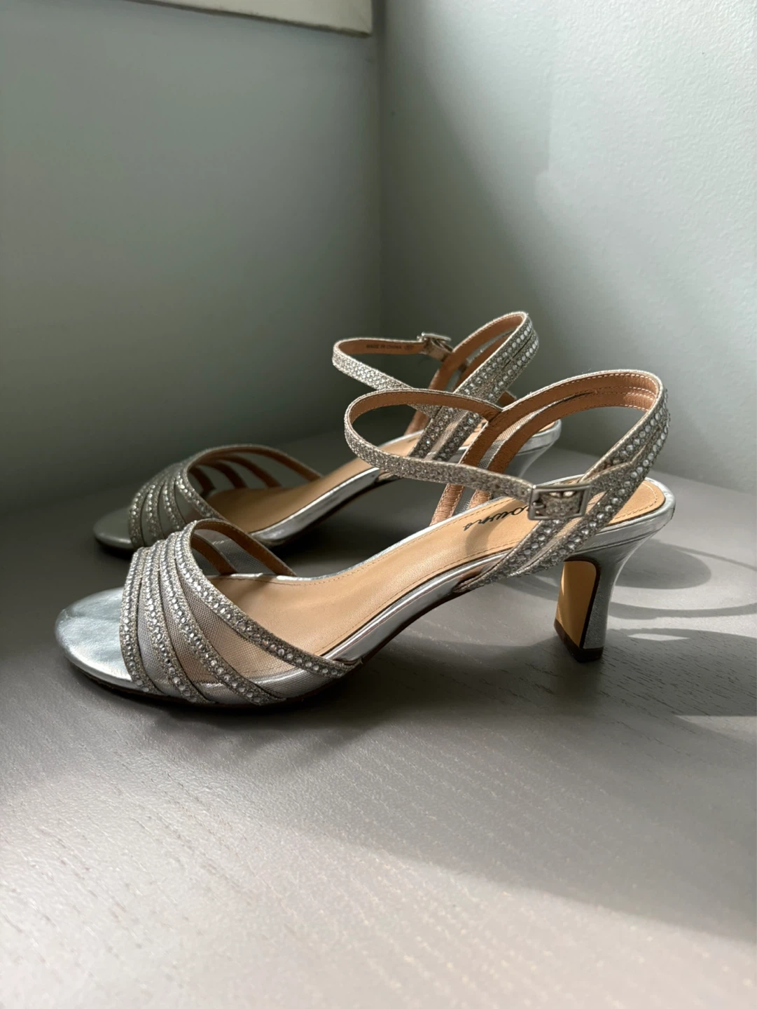 Browns Silver Sparkle Kitten Heels - photo 2