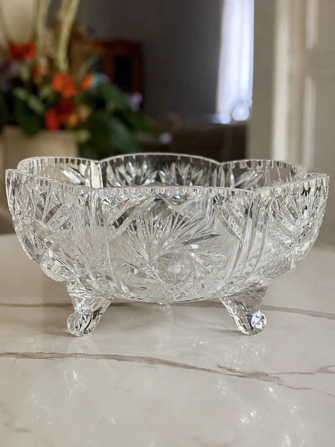 Elegant vintage crystal bow