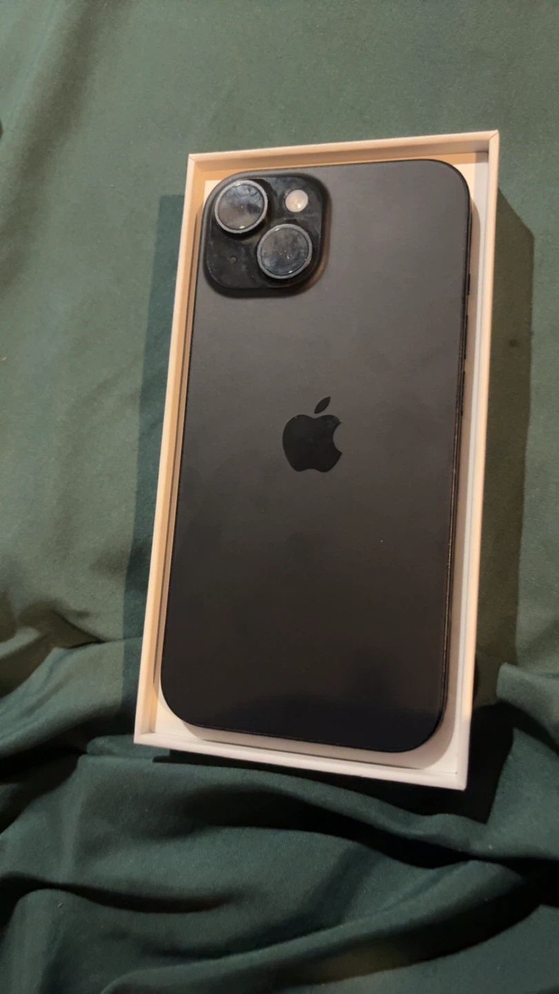 Apple iPhone 15- Black - photo 2