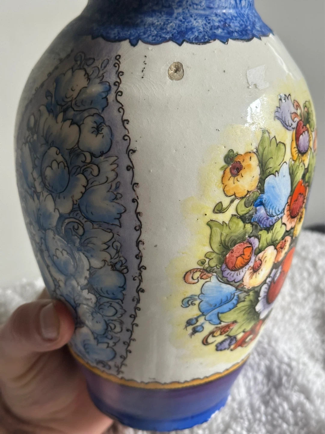 hand painted Valašsko ceramic  vase - photo 3