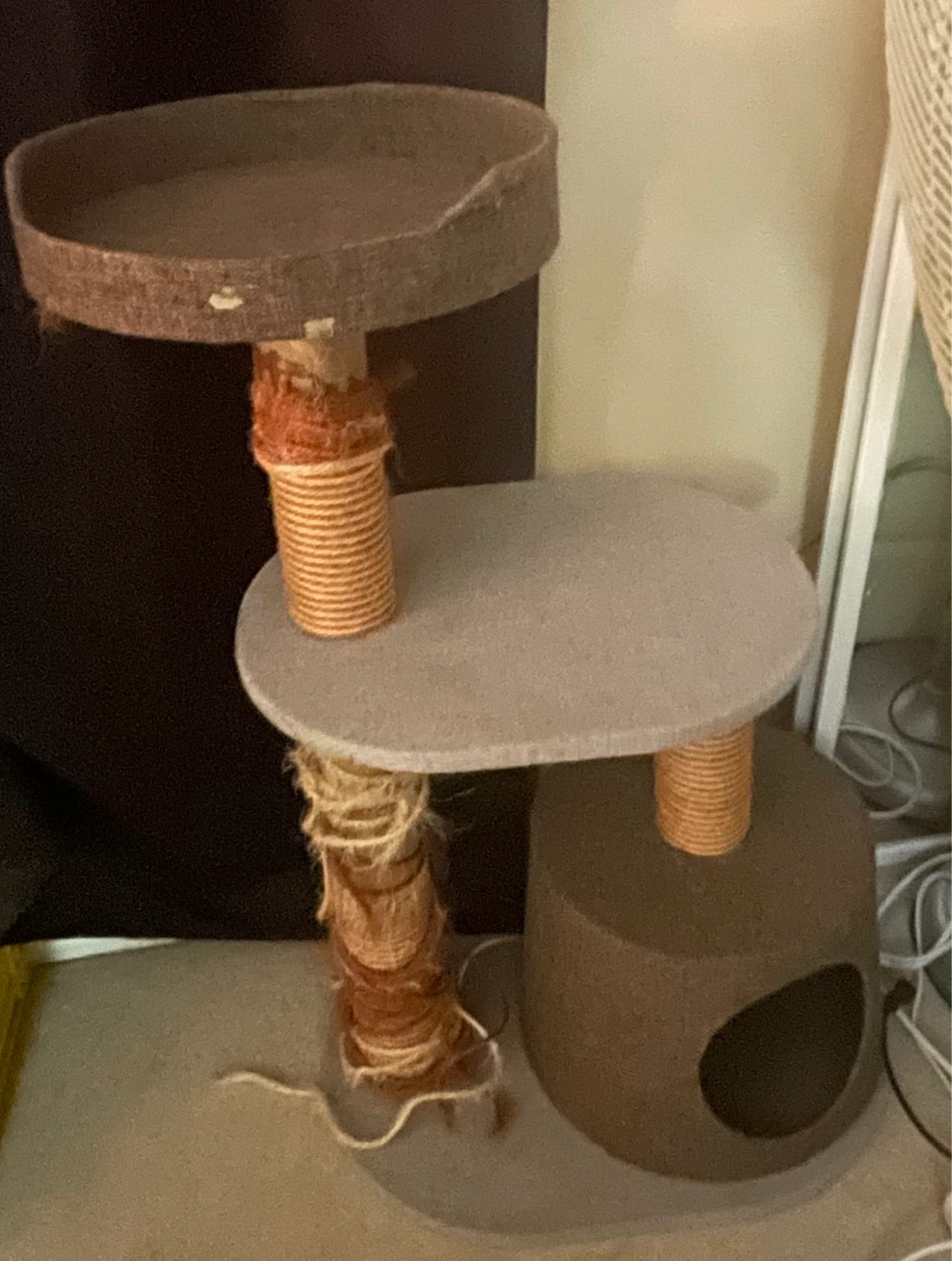 Multi-level Cat Tree Condo with Scratching Posts