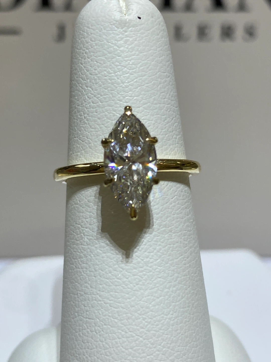 Marquise Diamond Ring in Yellow Gold - photo 3