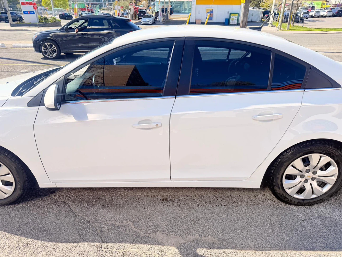 2014 Chevrolet Cruze - photo 2