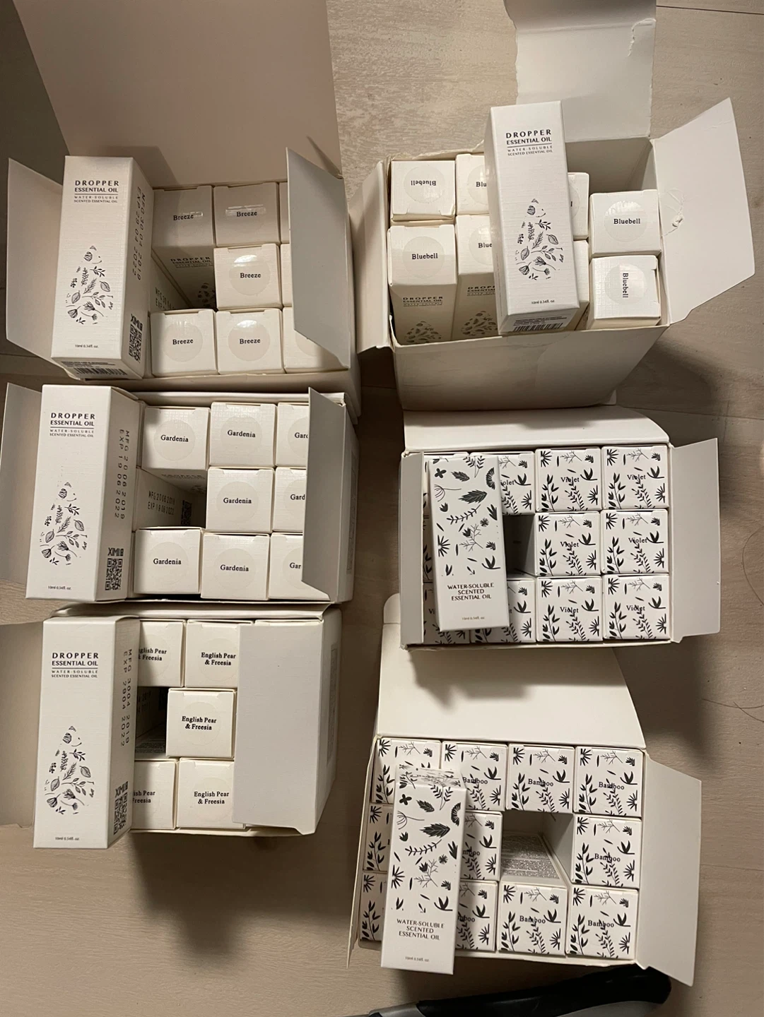 Any 4pc for $10,MINISO Diffuser Essential Oil Set 10ml Brand New - photo 2
