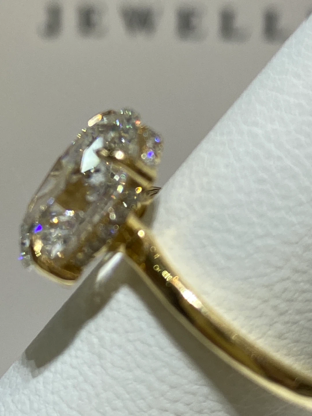 Oval Diamond Ring - photo 3
