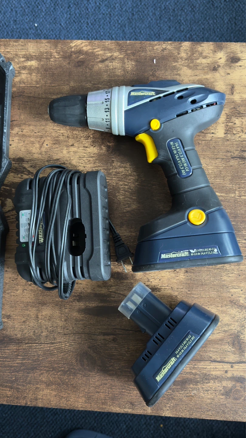 Mastercraft Cordless Drill with Drill Bit Set