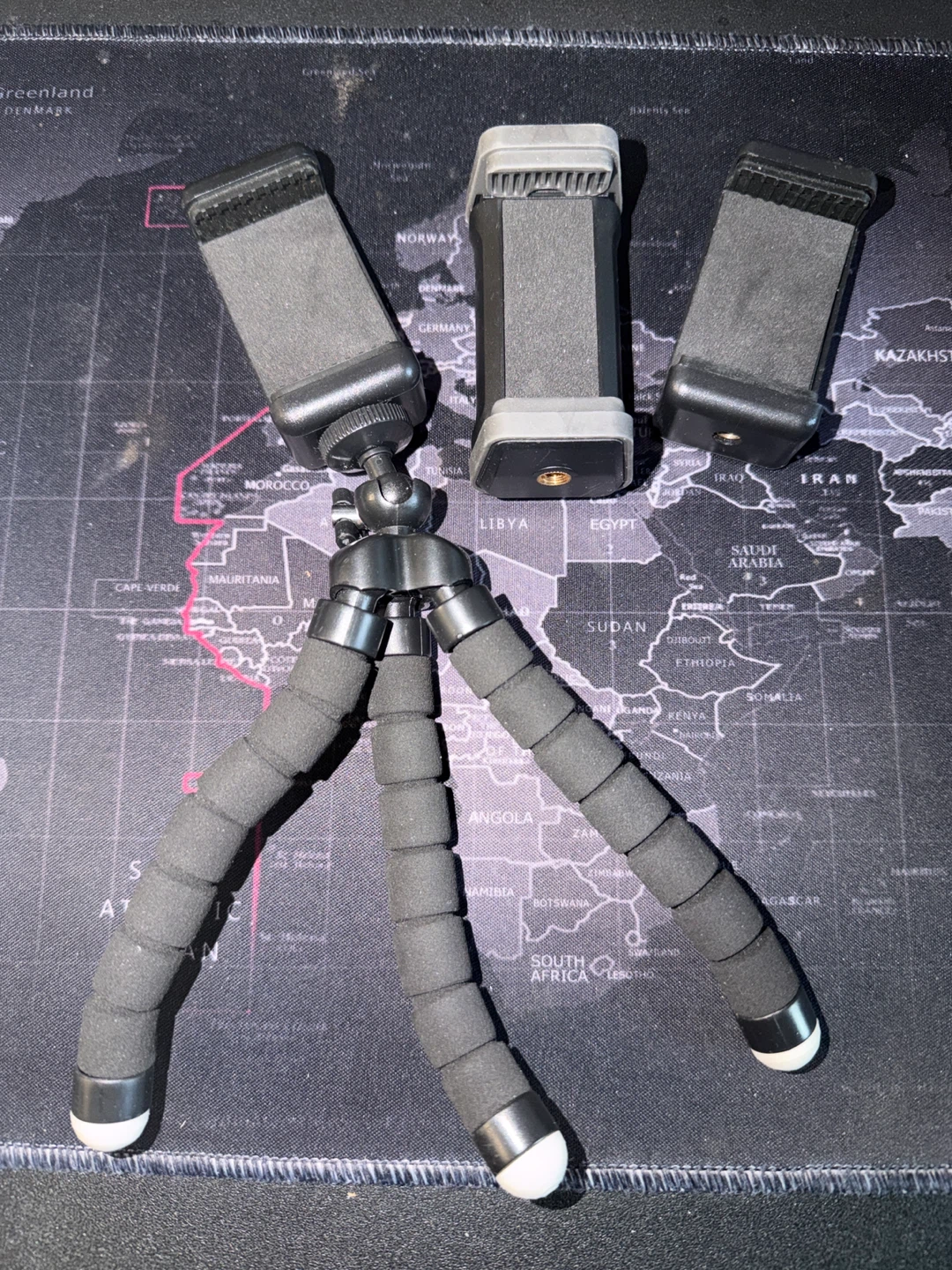 Flexible Tripod with 3 Phone Mounts