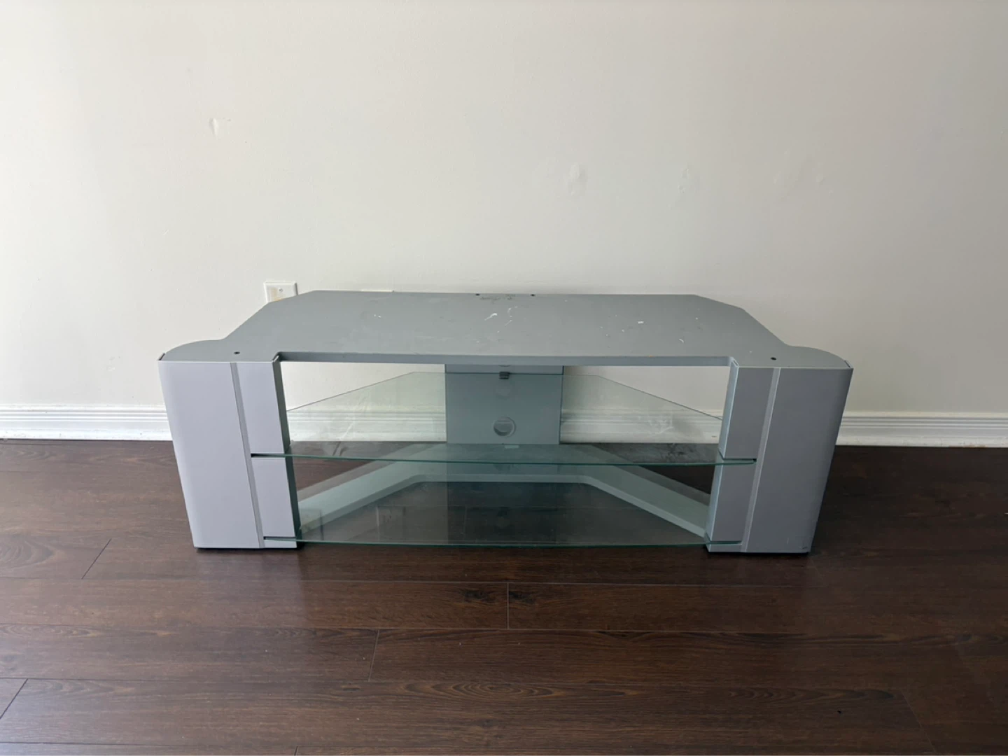 Tv stand with glass shelf’s - photo 2