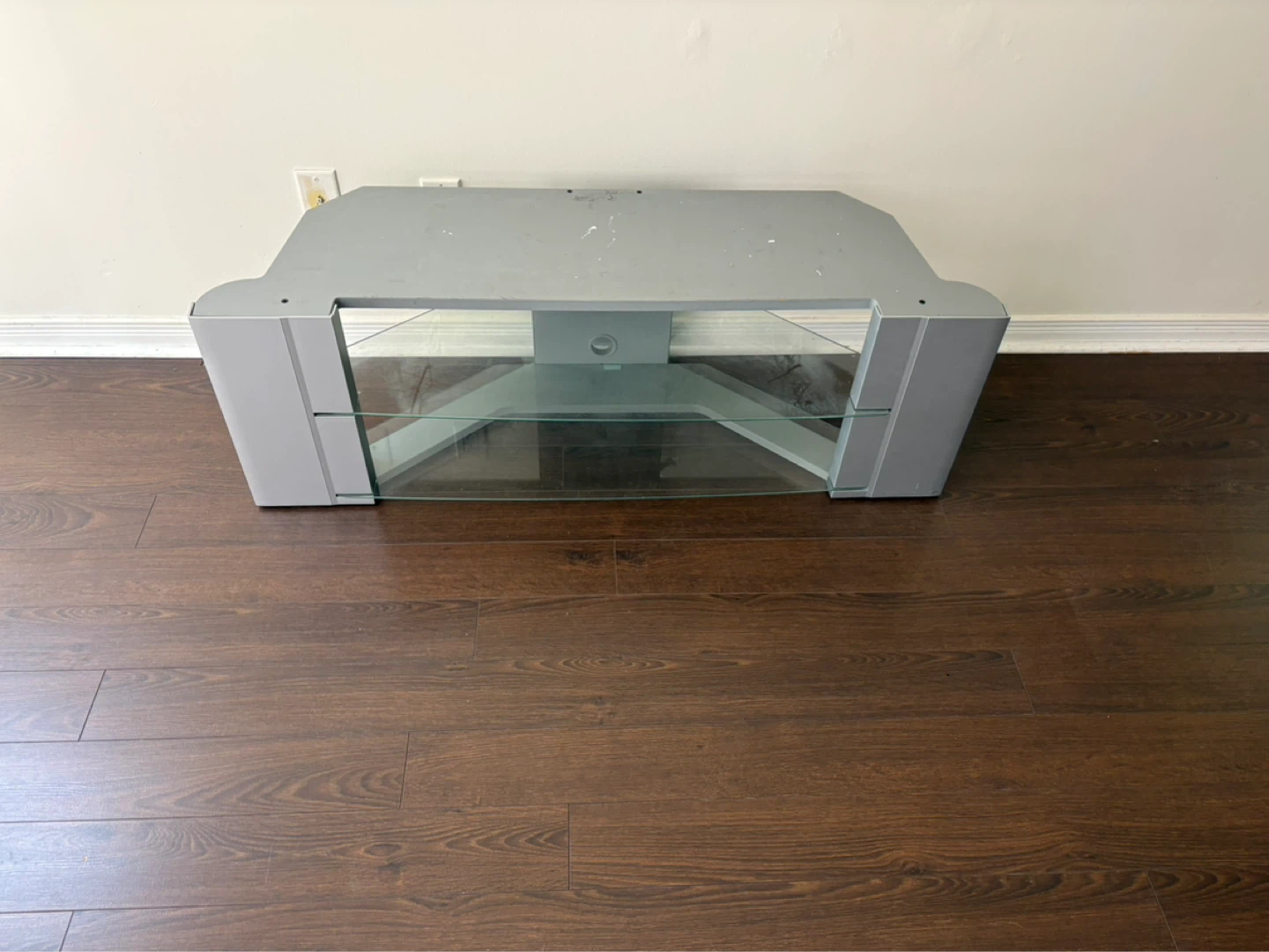 Tv stand with glass shelf’s - photo 3