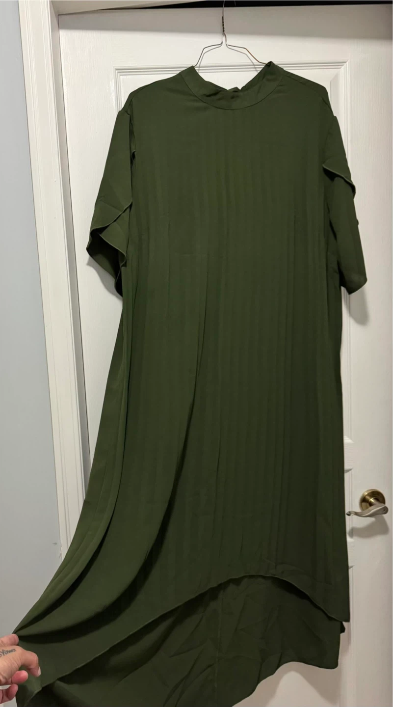 Olive Green Pleated Midi Dress with Tie Back size 3xl - photo 3