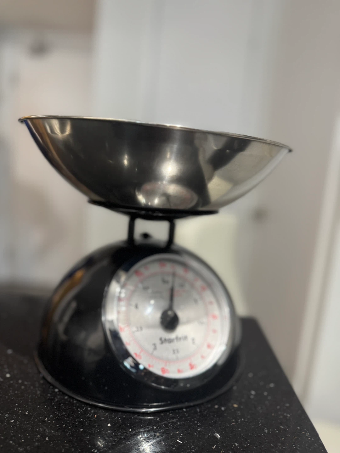 Electric kettle & Kitchen Scale - photo 2