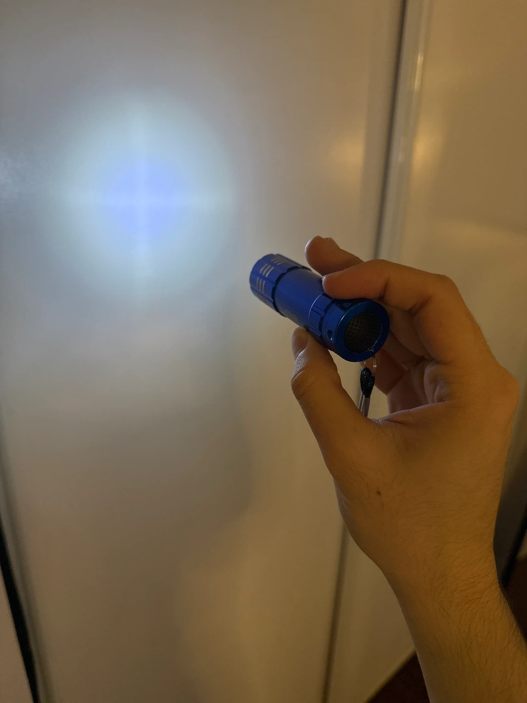Blue LED Flashlight - photo 2
