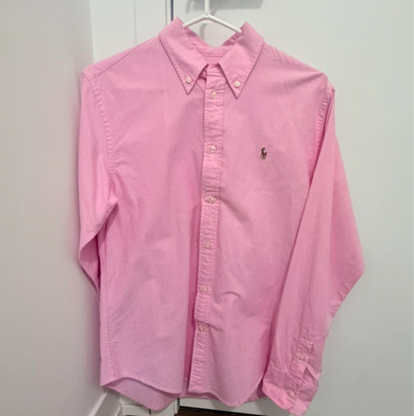 Ralph Lauren Women dress shirts (Size M)