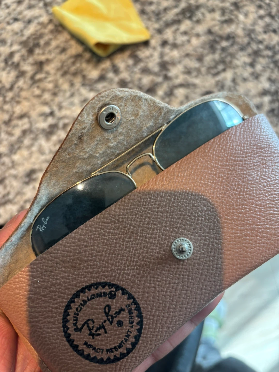 Ray-Ban Aviator Sunglasses with Case