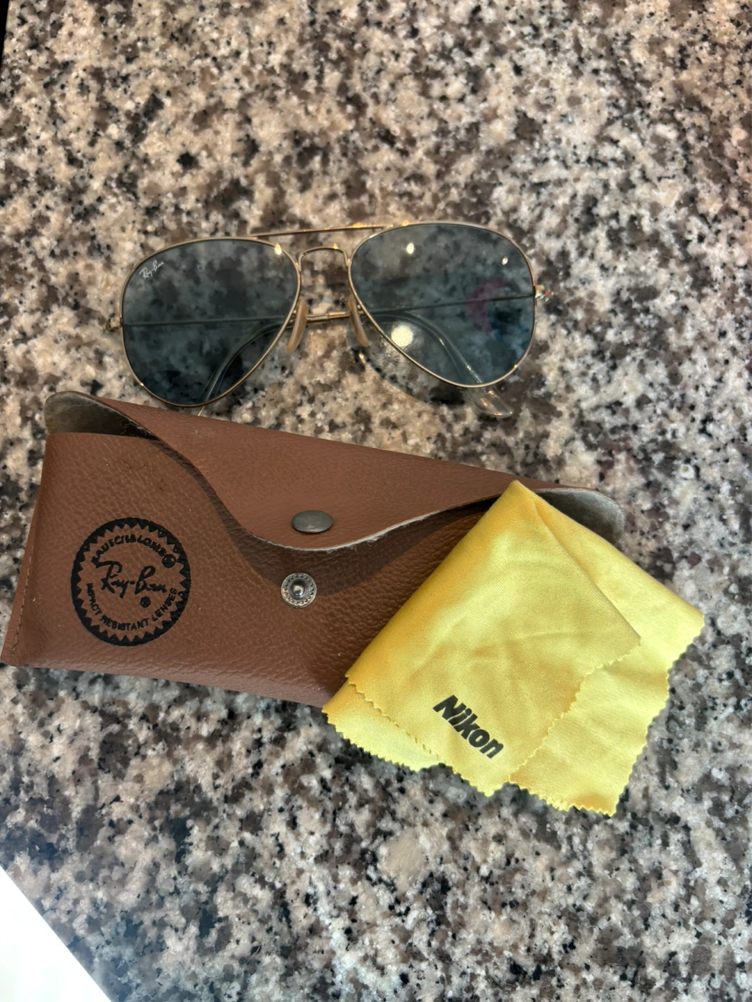 Ray-Ban Aviator Sunglasses with Case - photo 2