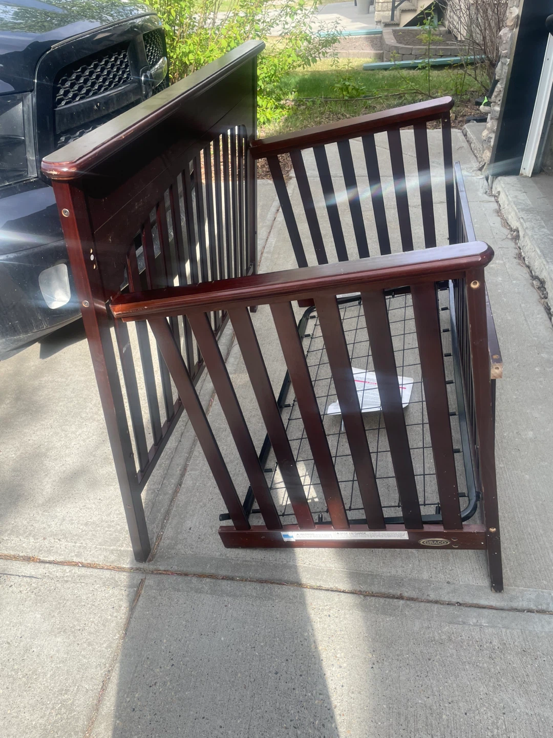 Graco Crib - photo 2