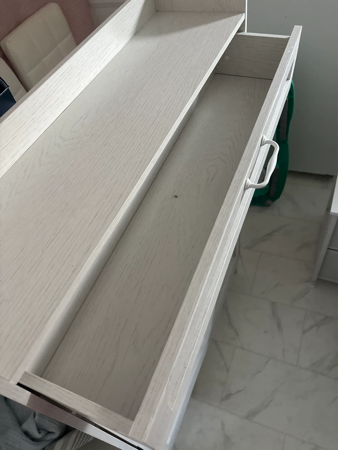 White Wooden Shoe Cabinet with 2 Doors and Drawer - photo 3