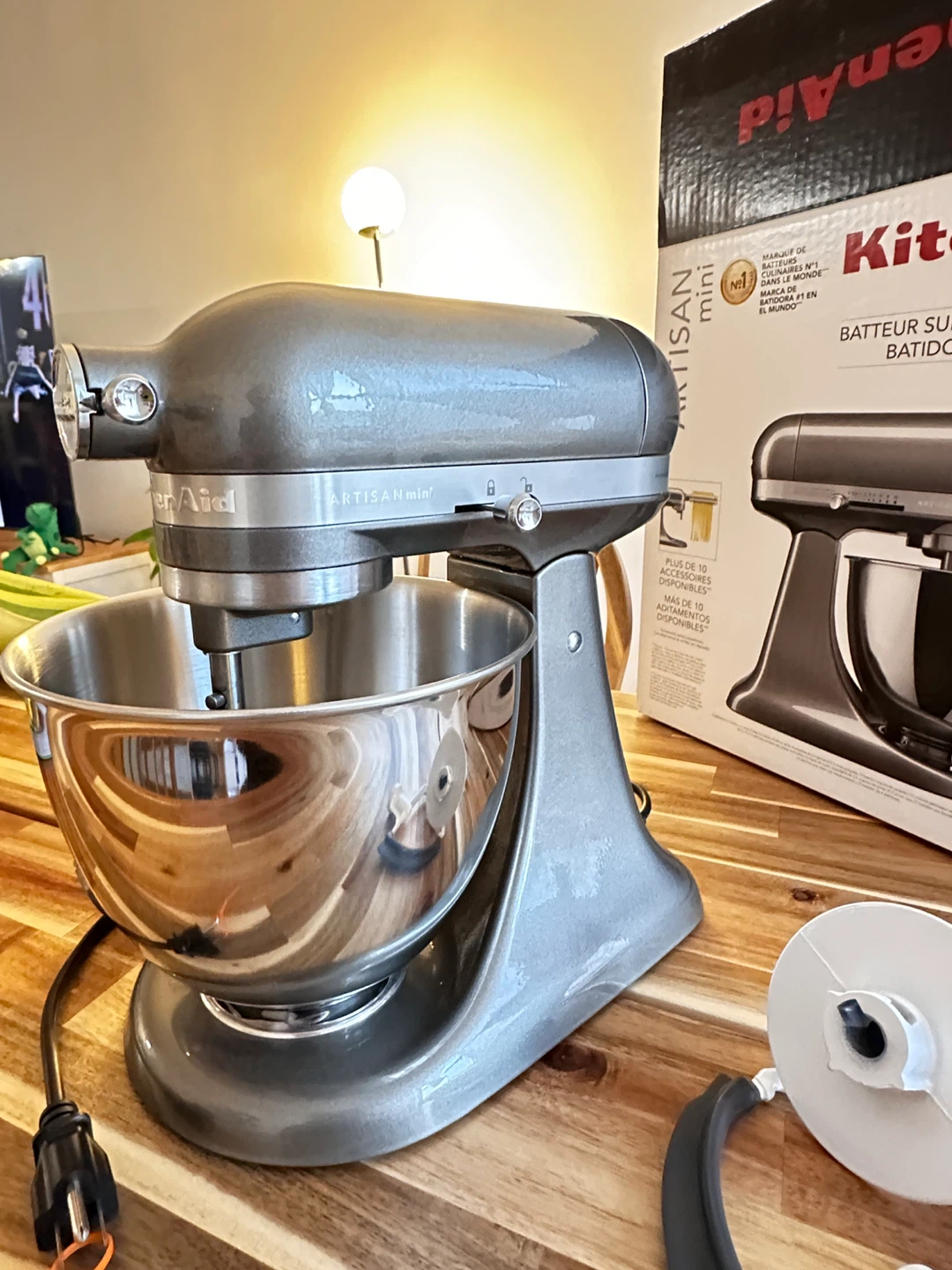 Brand new KitchenAid Artisan Mini Stand Mixer - Silver - photo 4