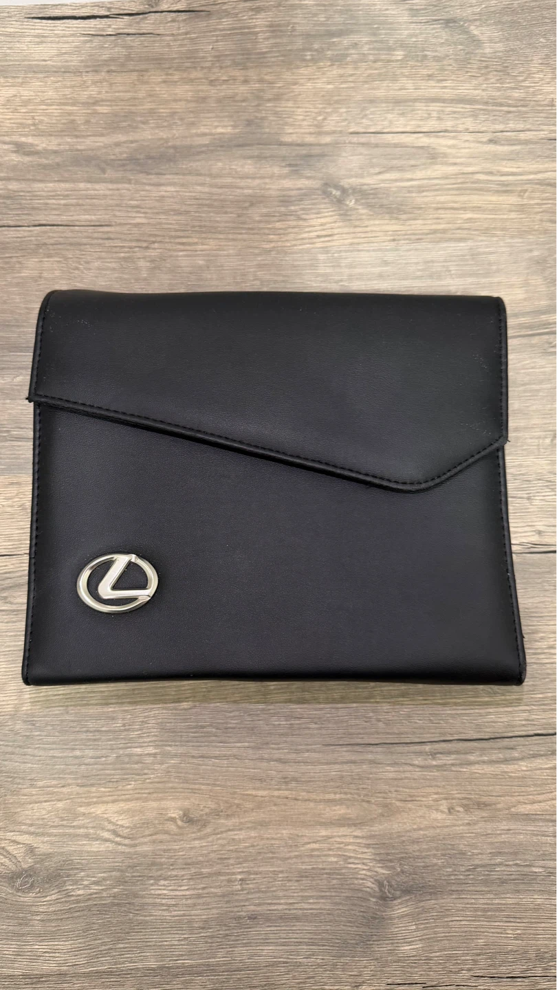 Lexus UX 250h 2021 Owner's Manual & Navigation Guide