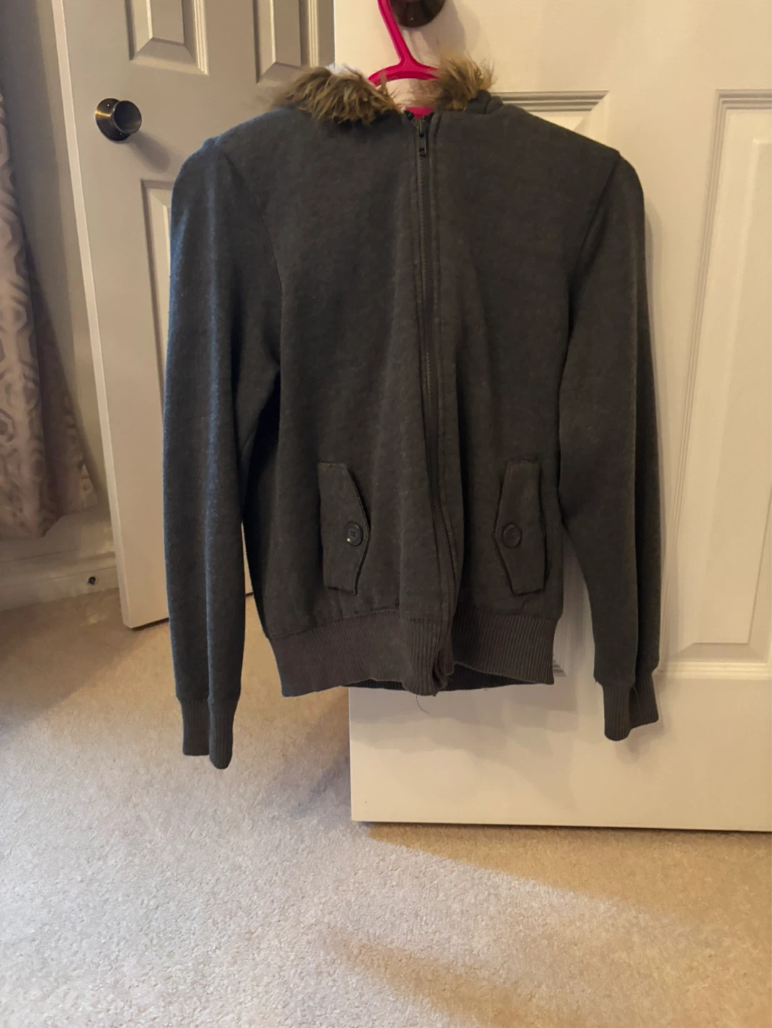 2000’s Style Grey Sweater Jacket - photo 4