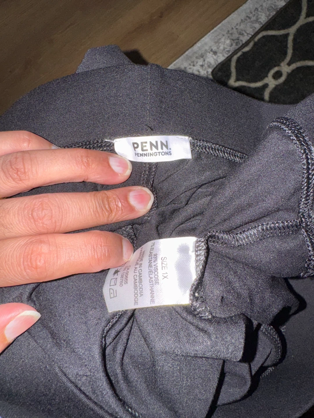 PENN Pennigtons Black Studded Capris Size 1X New! - photo 2