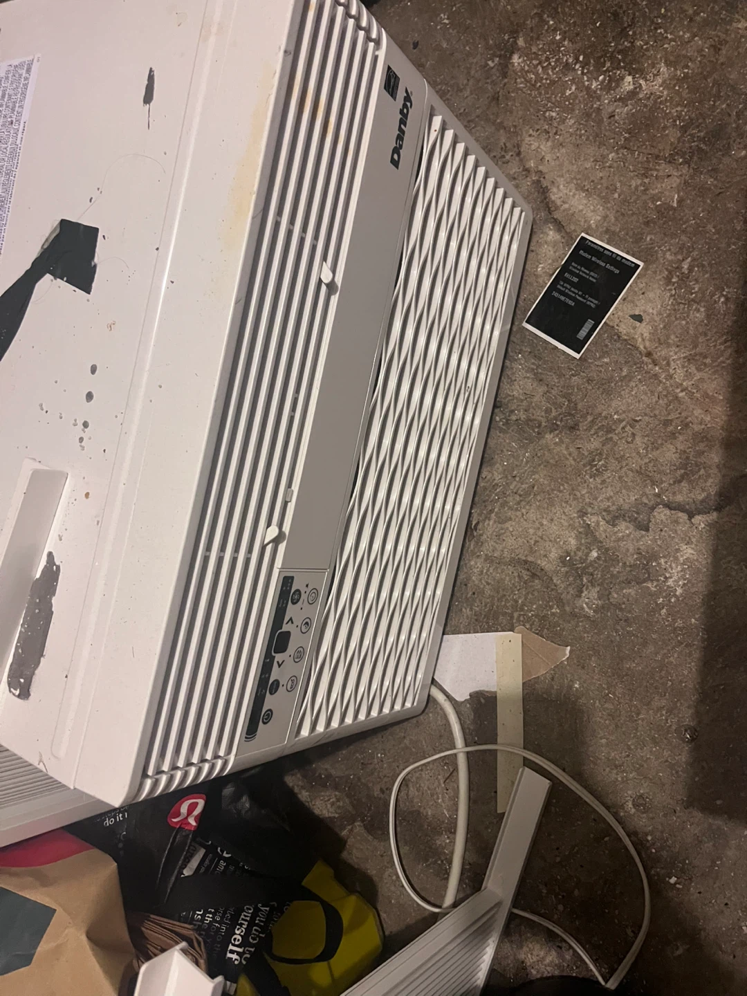Danby 10000 Btu window air conditioner - photo 2