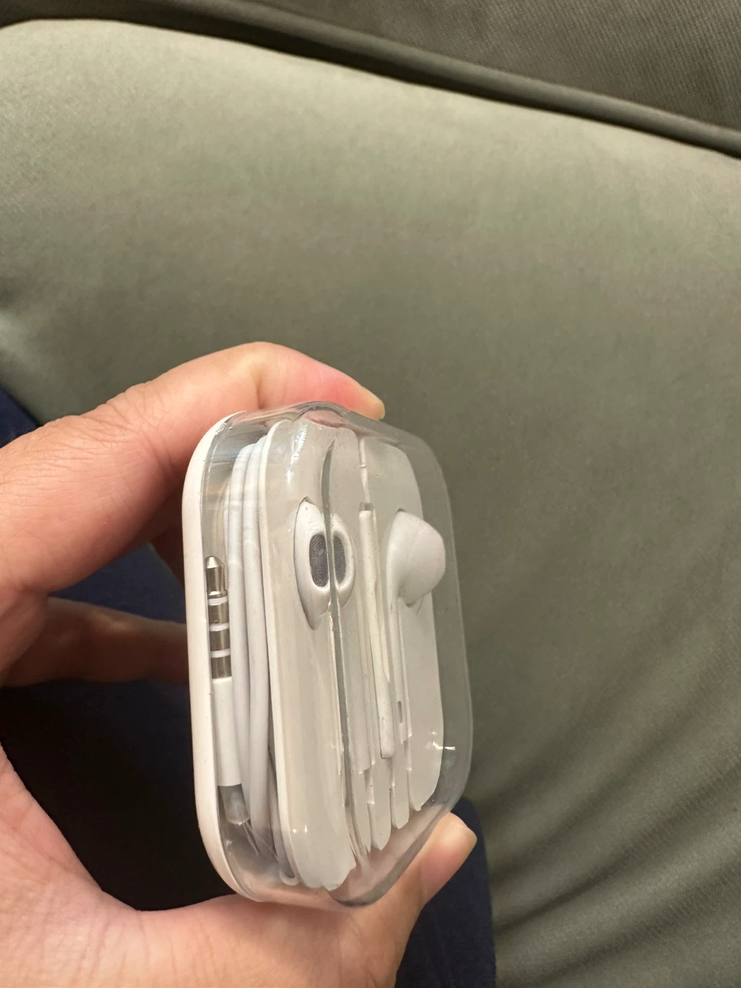 White EarPods with Remote and Mic - photo 2