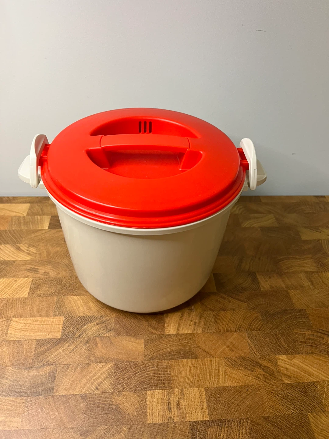 Tupperware Microwave Rice Cooker - photo 4