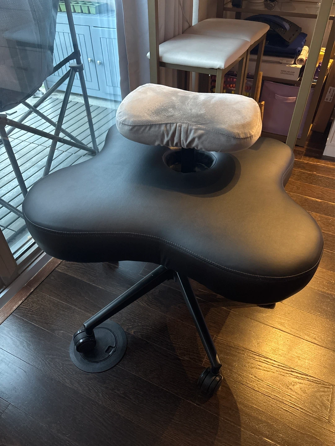 Joosten meditation chair