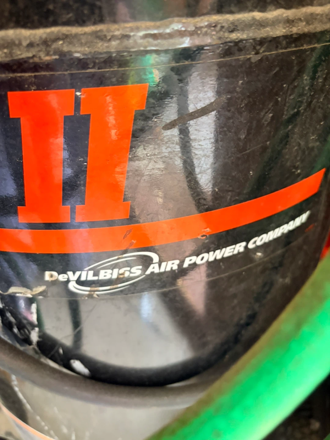 Devilbiss Pro Air 5hp 20gal Air Compressor - photo 2
