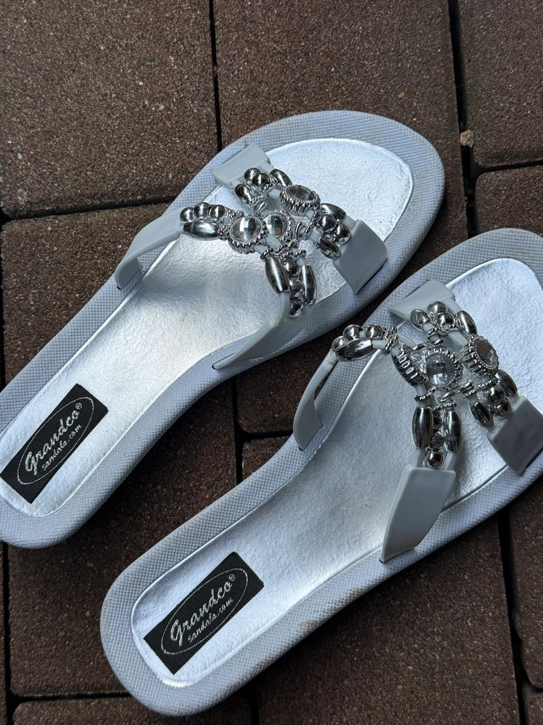 Grandco Embellished Flip Flops Sandals Size 8