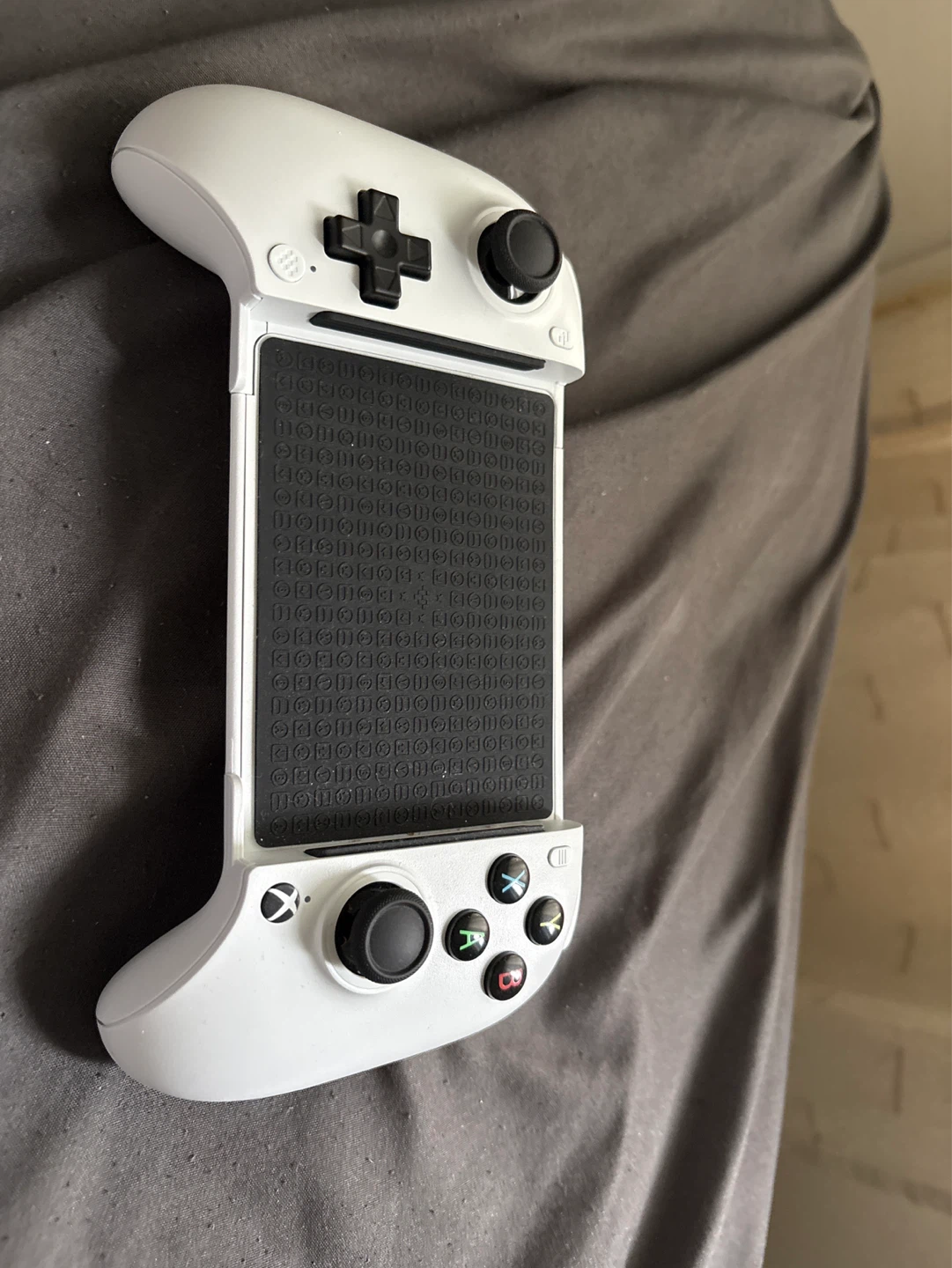 8BitDo Ultimate Mobile Gaming Controller for Android and iPhone - photo 3