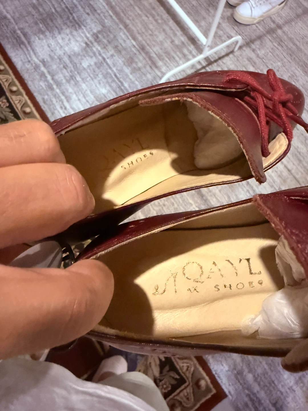 QAYL Burgundy Leather Oxford Shoes - Women's Size 37 uk - photo 3