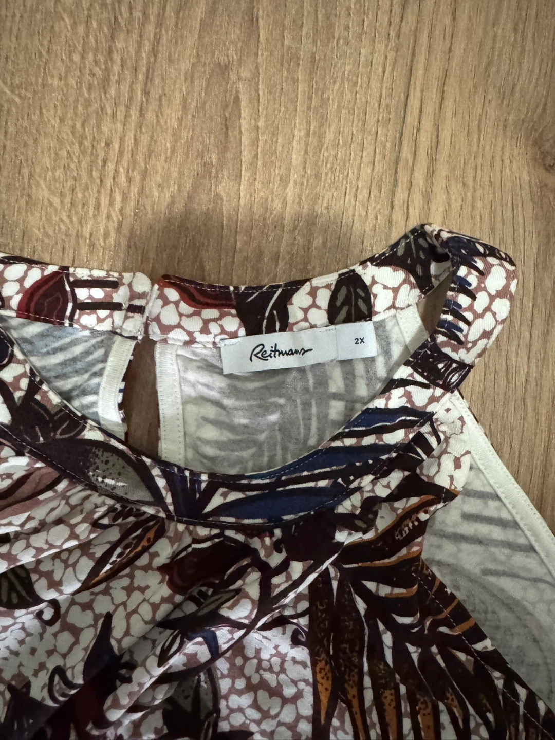 Reitmans 2X Tropical Print Halter Top - photo 2