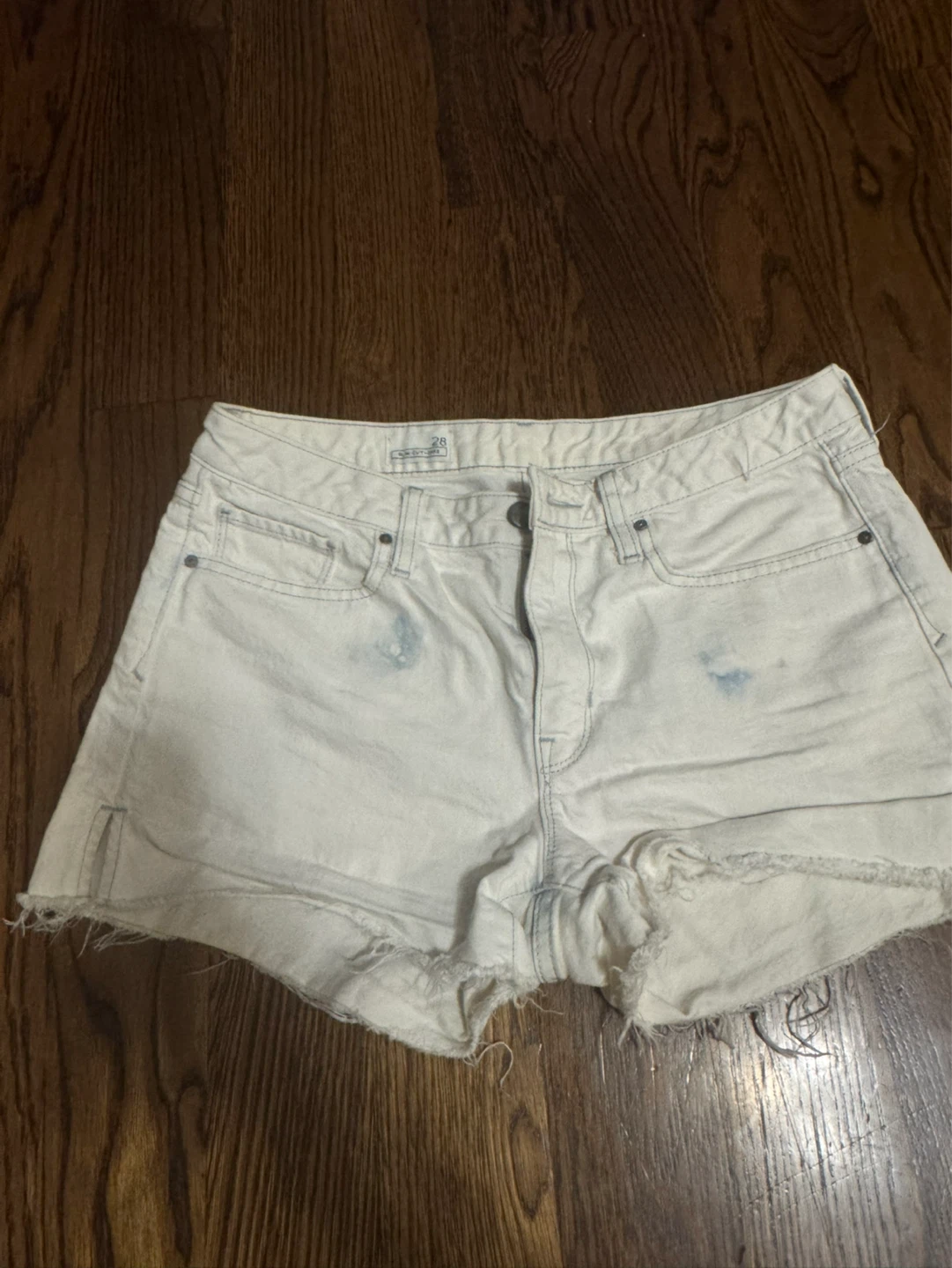 1969 Slim Cut-Off Denim Shorts Size 28